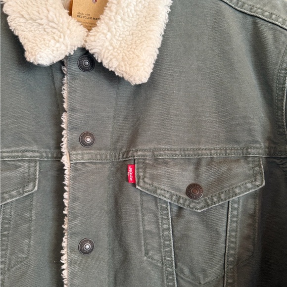 Levi's Men's Olive Green Sherpa Lined Jacket size Medium - Picture 4 of 5